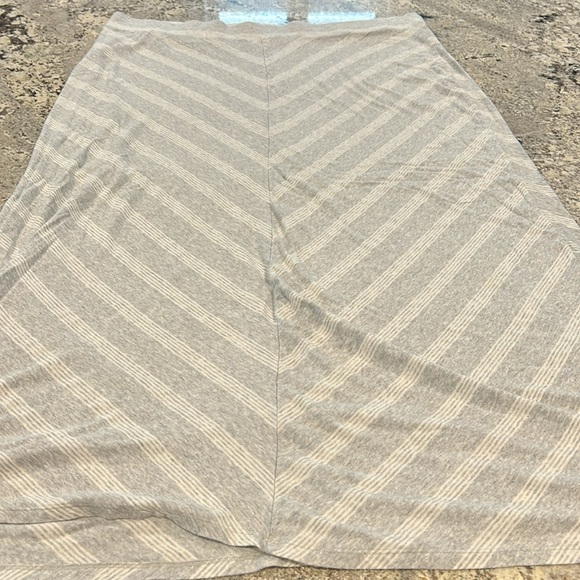 Sonoma Maxi length skirt - Picture 3 of 5